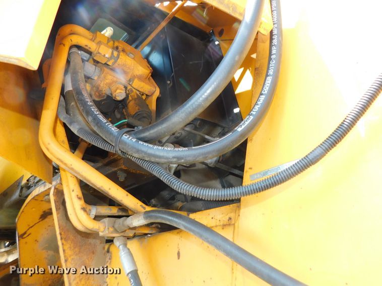 image for item DK8605 1991 John Deere 210C  landscape tractor