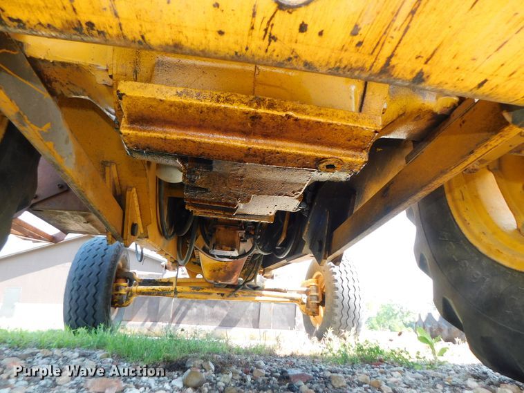 image for item DK8605 1991 John Deere 210C  landscape tractor