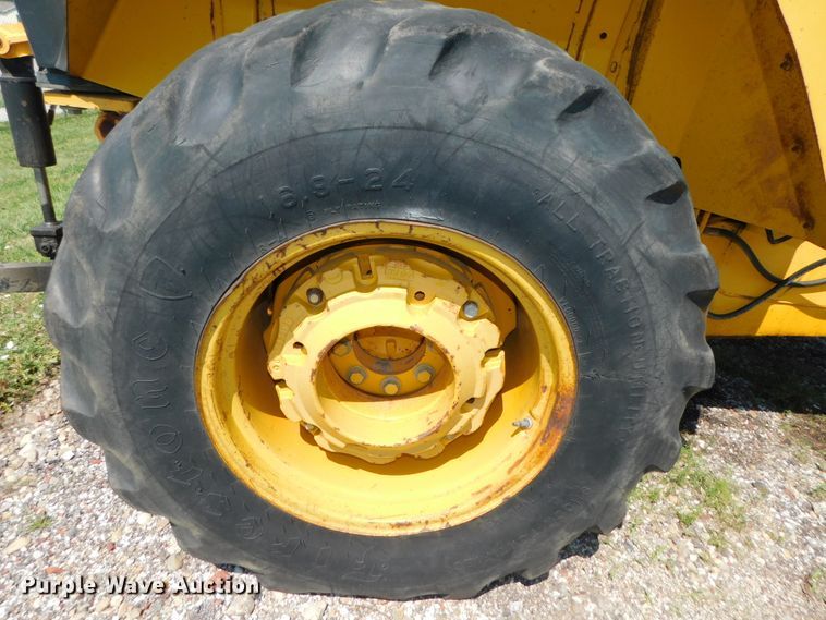 image for item DK8605 1991 John Deere 210C  landscape tractor