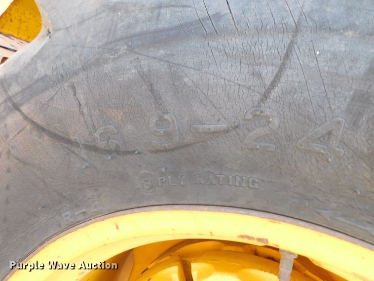 image for item DK8605 1991 John Deere 210C  landscape tractor