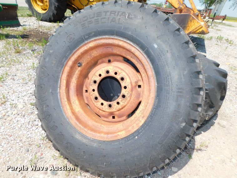 image for item DK8605 1991 John Deere 210C  landscape tractor