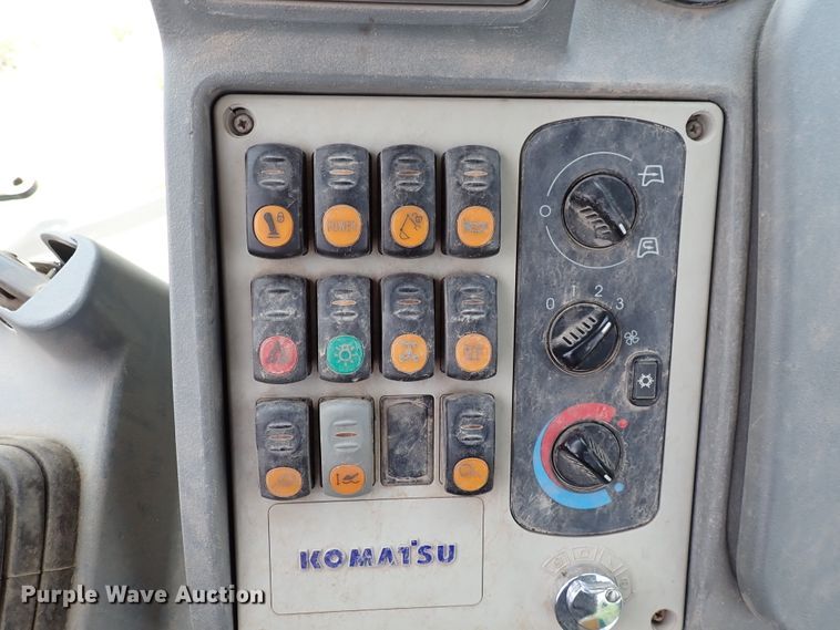 image for item DL7582 Komatsu WB146  backhoe