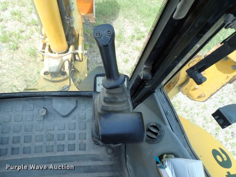 image for item DL7582 Komatsu WB146  backhoe