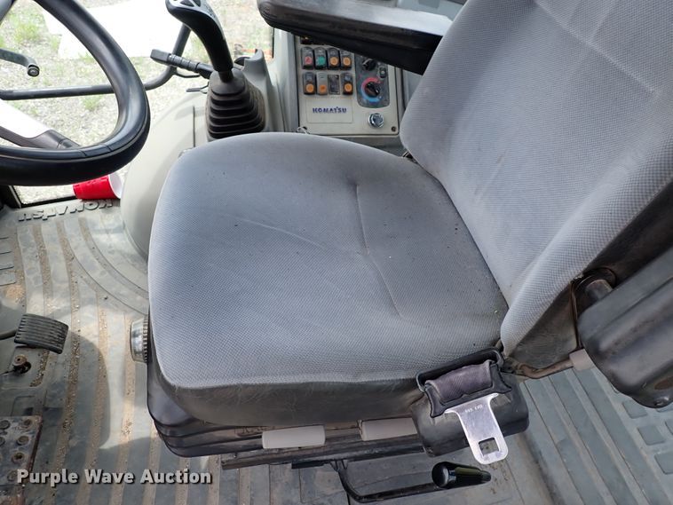 image for item DL7582 Komatsu WB146  backhoe