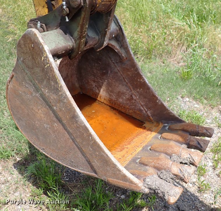 image for item DL7582 Komatsu WB146  backhoe