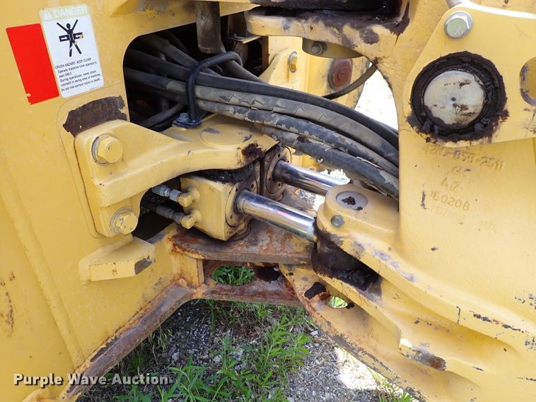 image for item DL7582 Komatsu WB146  backhoe