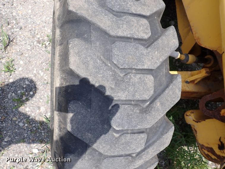image for item DL7582 Komatsu WB146  backhoe