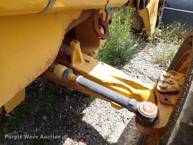 image for item DL7582 Komatsu WB146  backhoe