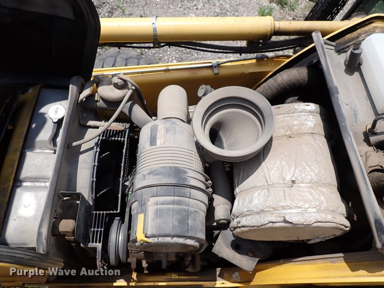 image for item DL7582 Komatsu WB146  backhoe