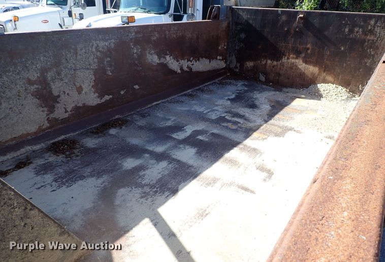 image for item DL7583 2010 Kenworth T400  dump truck