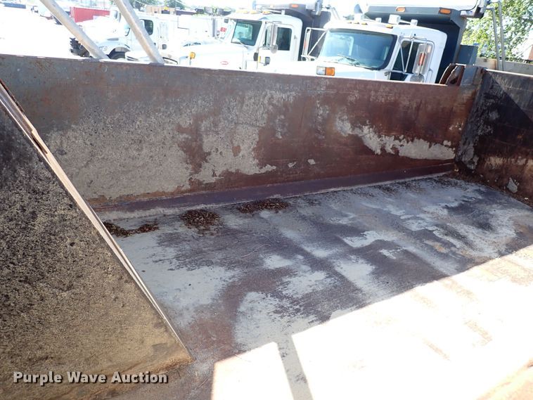 image for item DL7583 2010 Kenworth T400  dump truck