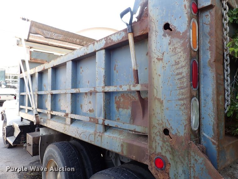 image for item DL7583 2010 Kenworth T400  dump truck