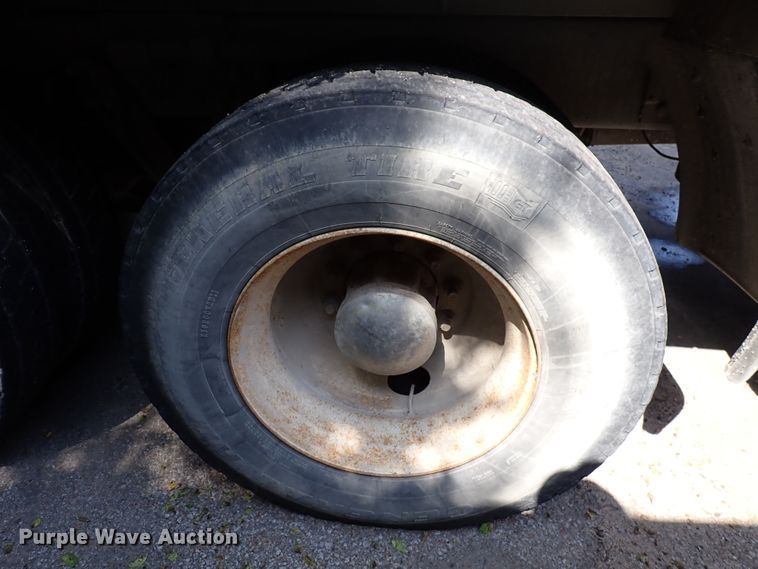 image for item DL7583 2010 Kenworth T400  dump truck