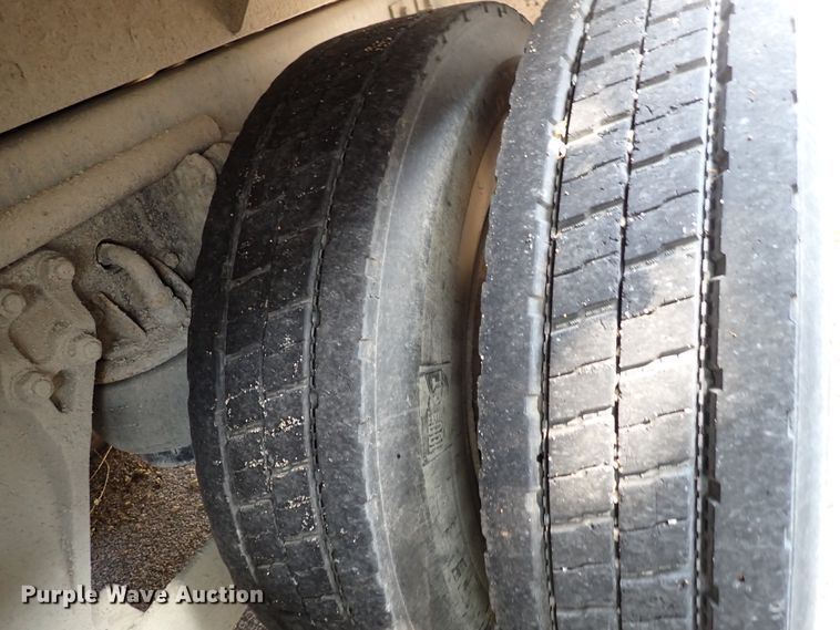 image for item DL7583 2010 Kenworth T400  dump truck