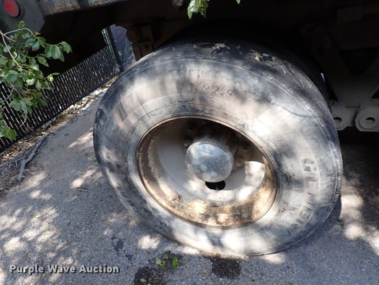 image for item DL7583 2010 Kenworth T400  dump truck