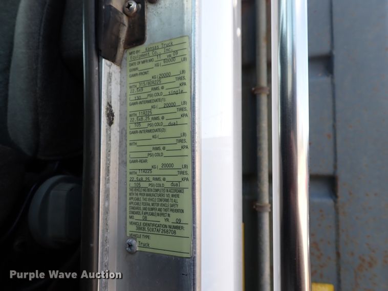 image for item DL7583 2010 Kenworth T400  dump truck