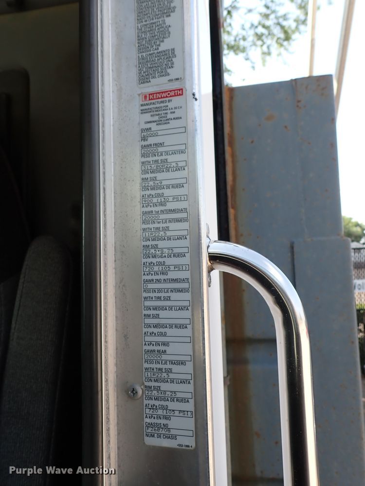 image for item DL7583 2010 Kenworth T400  dump truck