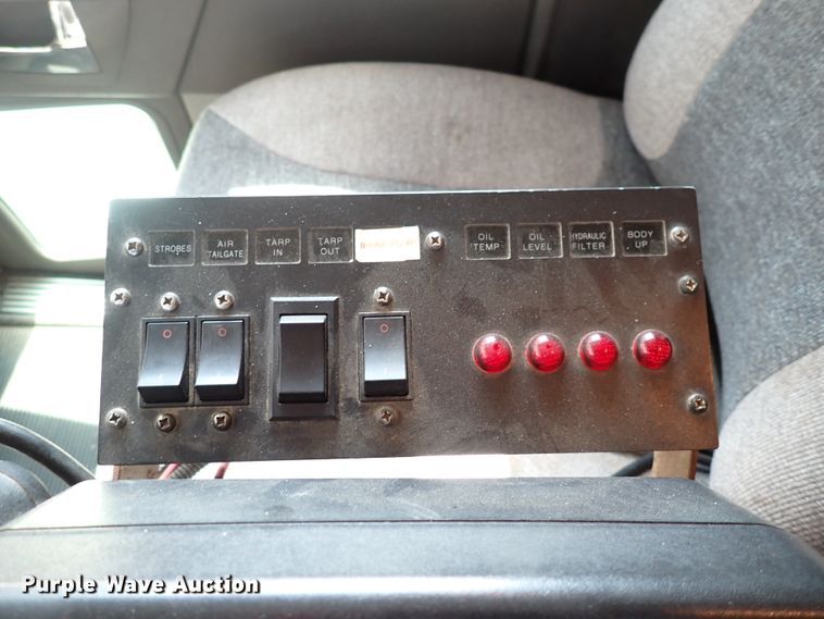 image for item DL7584 2010 Kenworth T400  dump truck