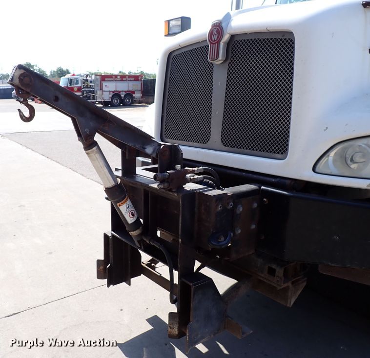 image for item DL7584 2010 Kenworth T400  dump truck