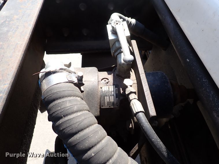 image for item DL7584 2010 Kenworth T400  dump truck