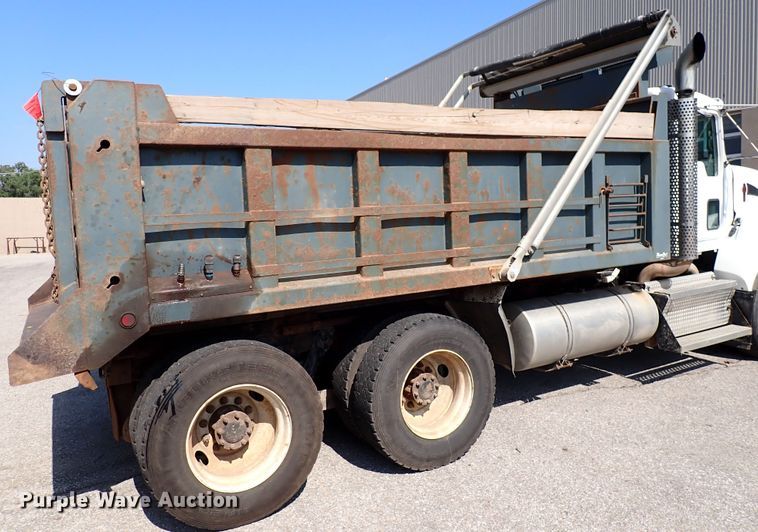 image for item DL7584 2010 Kenworth T400  dump truck