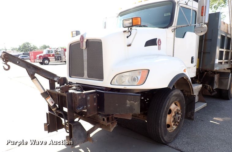 image for item DL7584 2010 Kenworth T400  dump truck