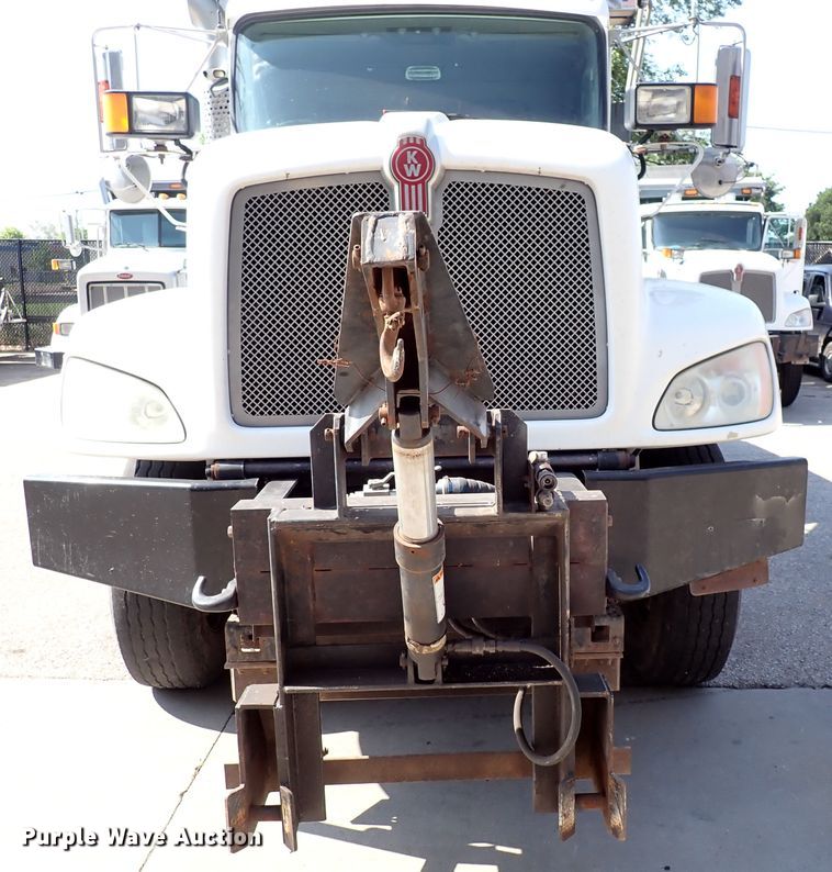 image for item DL7584 2010 Kenworth T400  dump truck