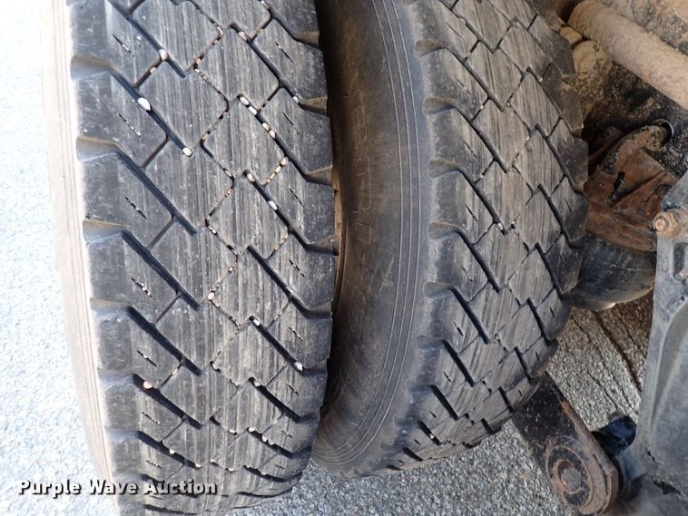 image for item DL7584 2010 Kenworth T400  dump truck