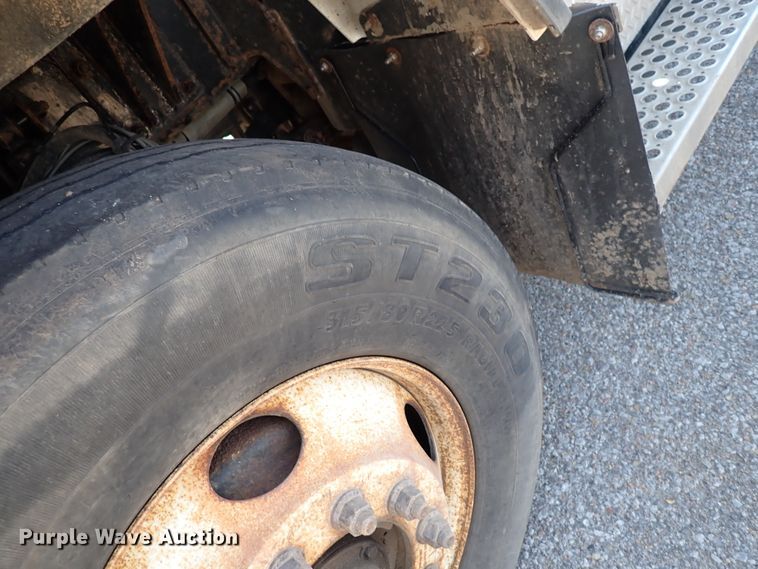 image for item DL7584 2010 Kenworth T400  dump truck