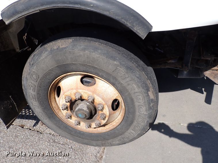 image for item DL7584 2010 Kenworth T400  dump truck