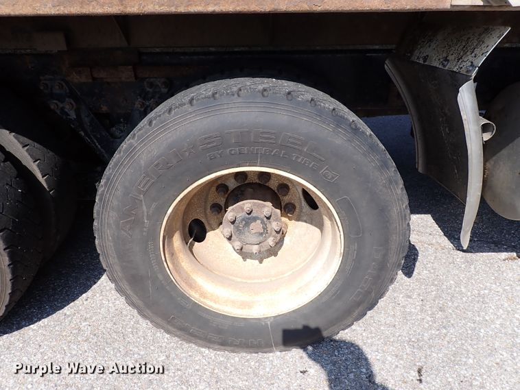 image for item DL7584 2010 Kenworth T400  dump truck