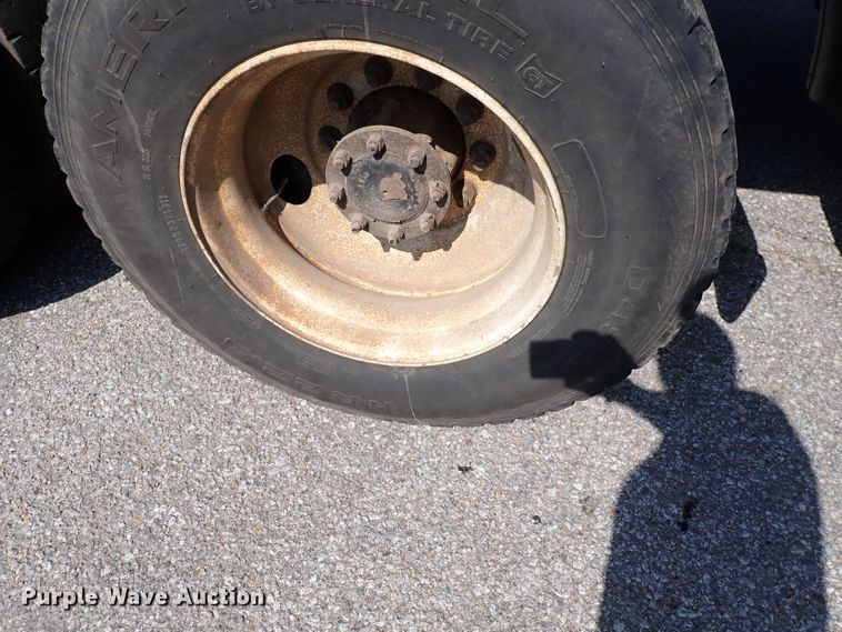 image for item DL7584 2010 Kenworth T400  dump truck