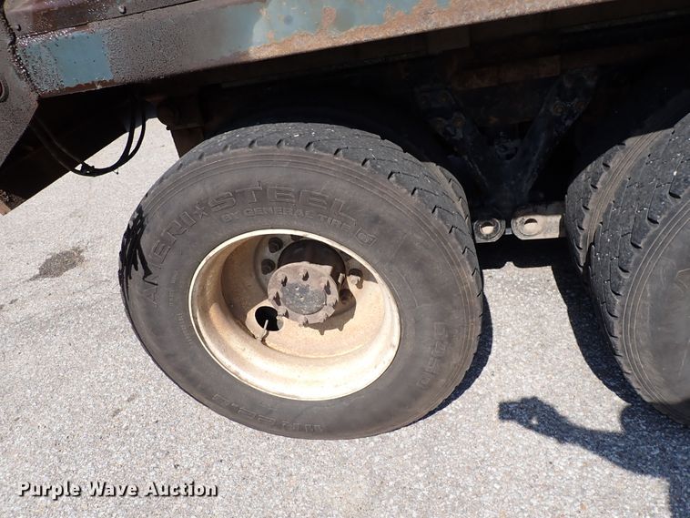 image for item DL7584 2010 Kenworth T400  dump truck