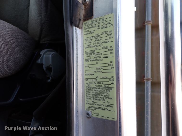 image for item DL7584 2010 Kenworth T400  dump truck