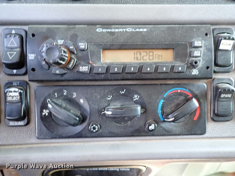 image for item DL7585 2011 Peterbilt 365  dump truck