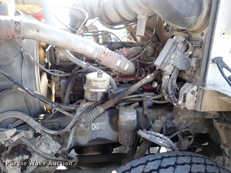 image for item DL7585 2011 Peterbilt 365  dump truck