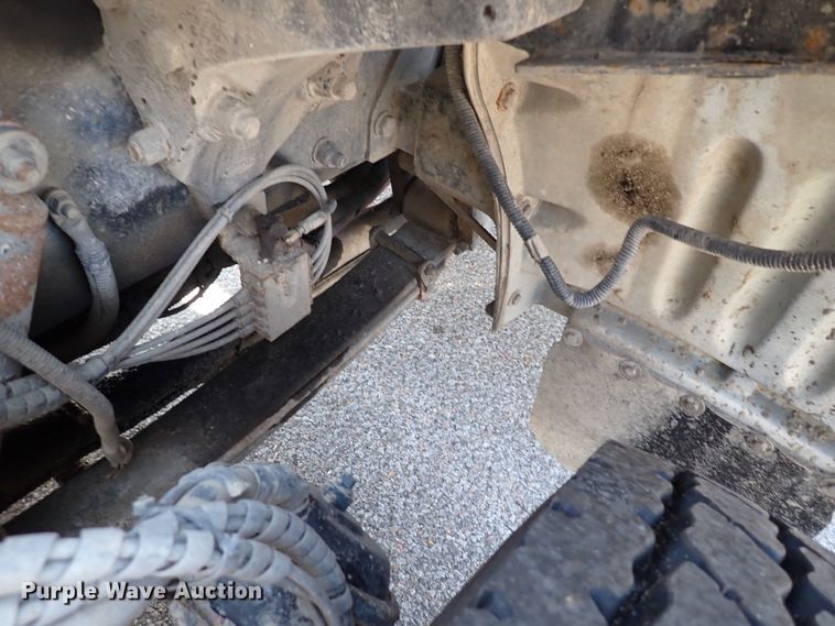 image for item DL7585 2011 Peterbilt 365  dump truck