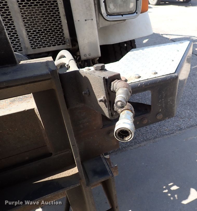 image for item DL7585 2011 Peterbilt 365  dump truck