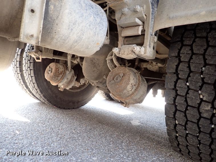 image for item DL7585 2011 Peterbilt 365  dump truck