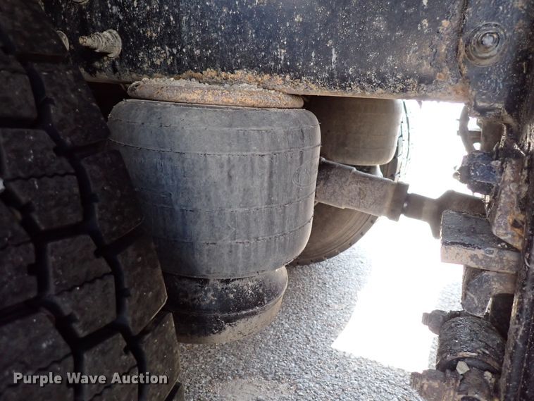 image for item DL7585 2011 Peterbilt 365  dump truck