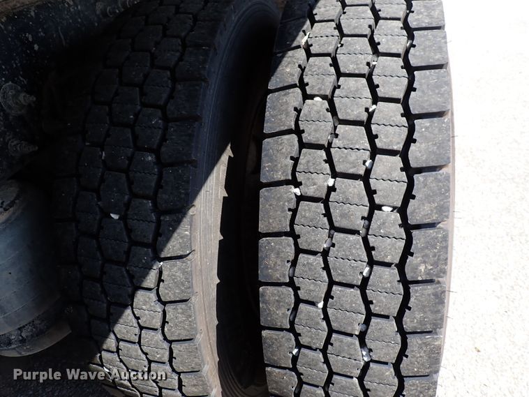 image for item DL7585 2011 Peterbilt 365  dump truck