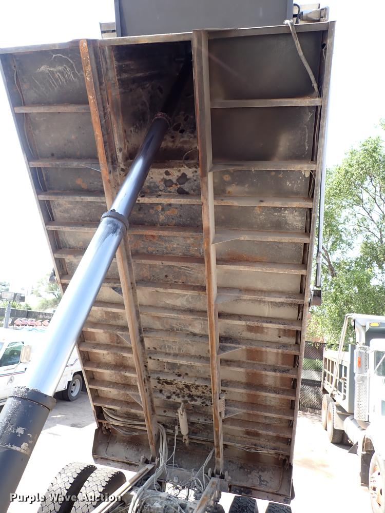 image for item DL7585 2011 Peterbilt 365  dump truck