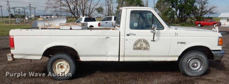 image for item DM0153 1987 Ford F150  pickup truck
