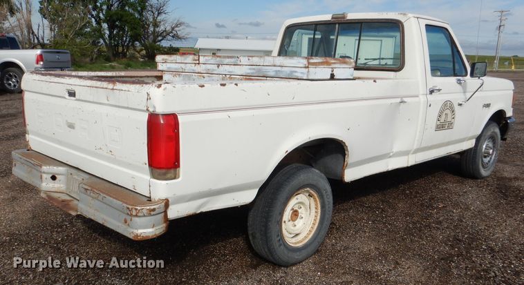 image for item DM0153 1987 Ford F150  pickup truck