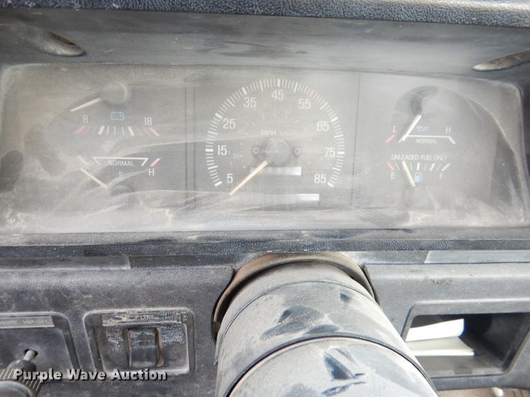 image for item DM0153 1987 Ford F150  pickup truck