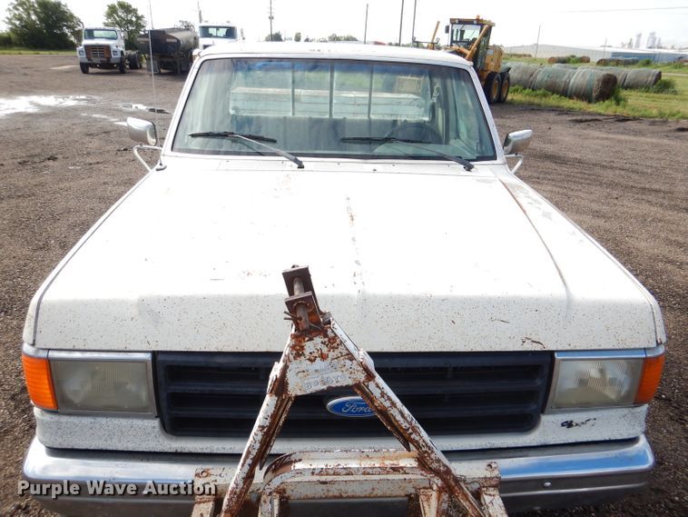 image for item DM0153 1987 Ford F150  pickup truck