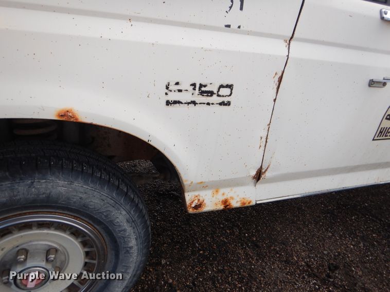 image for item DM0153 1987 Ford F150  pickup truck