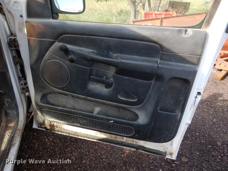 image for item DM0154 2002 Dodge Ram 1500  pickup truck