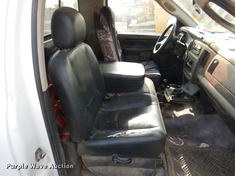 image for item DM0154 2002 Dodge Ram 1500  pickup truck