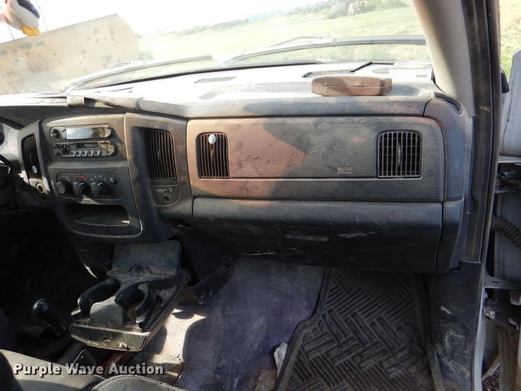 image for item DM0154 2002 Dodge Ram 1500  pickup truck